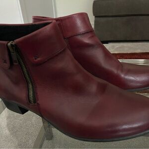 Burgundy Ankle Boots with Side Zipper